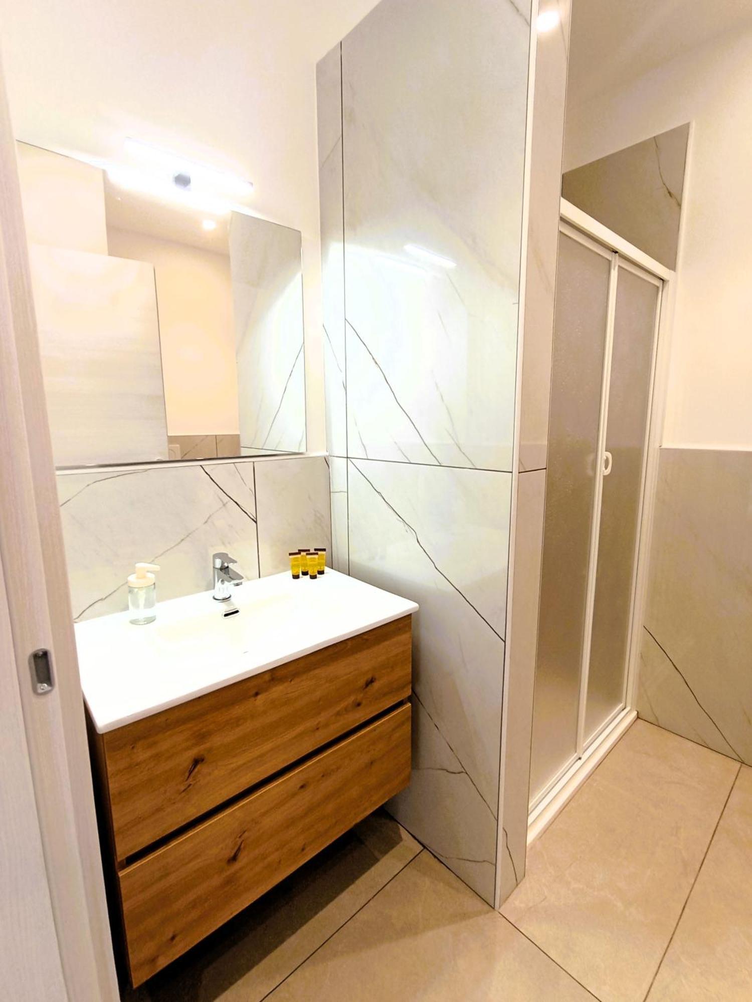 בארי Mile Rooms מראה חיצוני תמונה