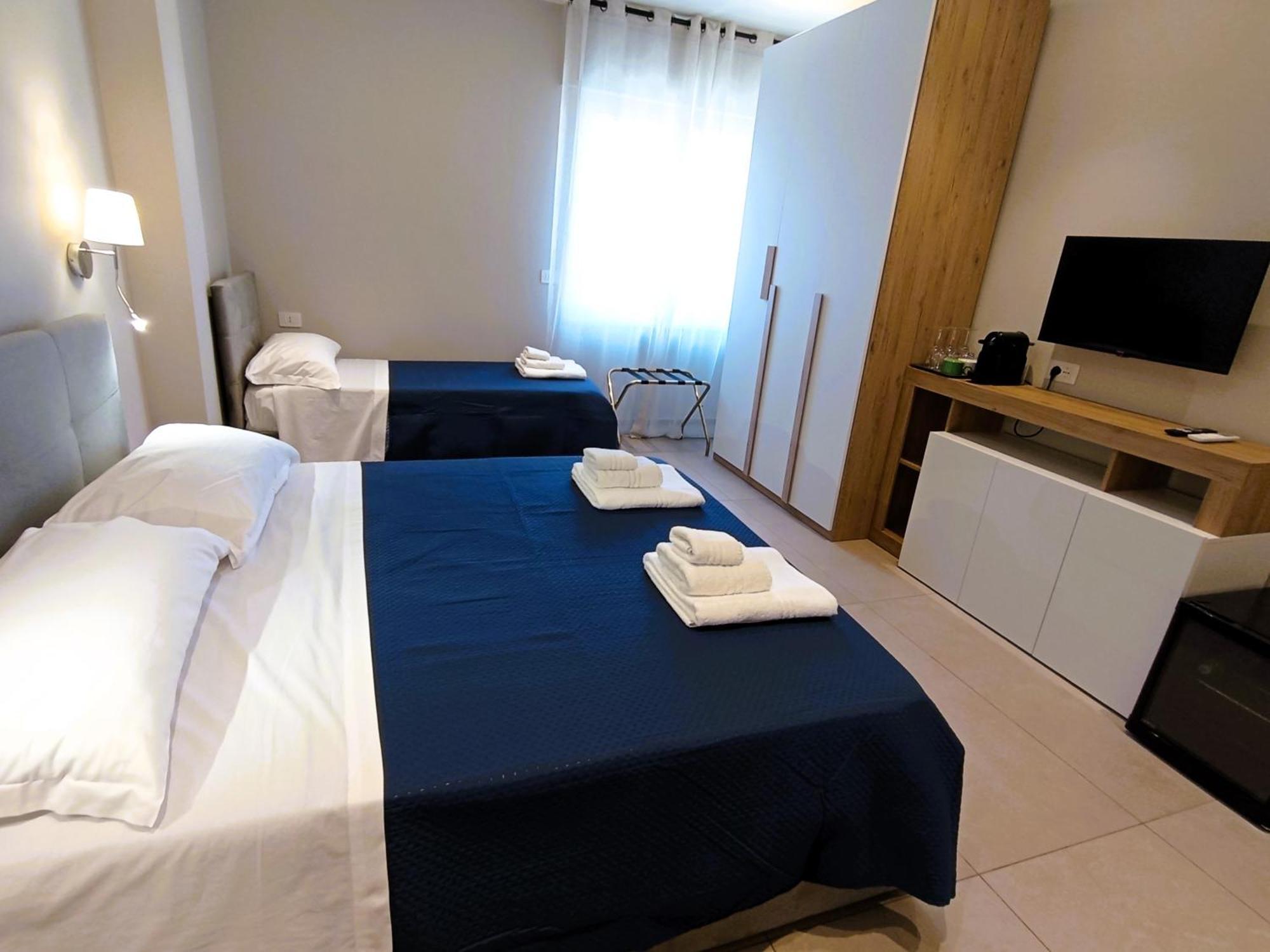 בארי Mile Rooms מראה חיצוני תמונה