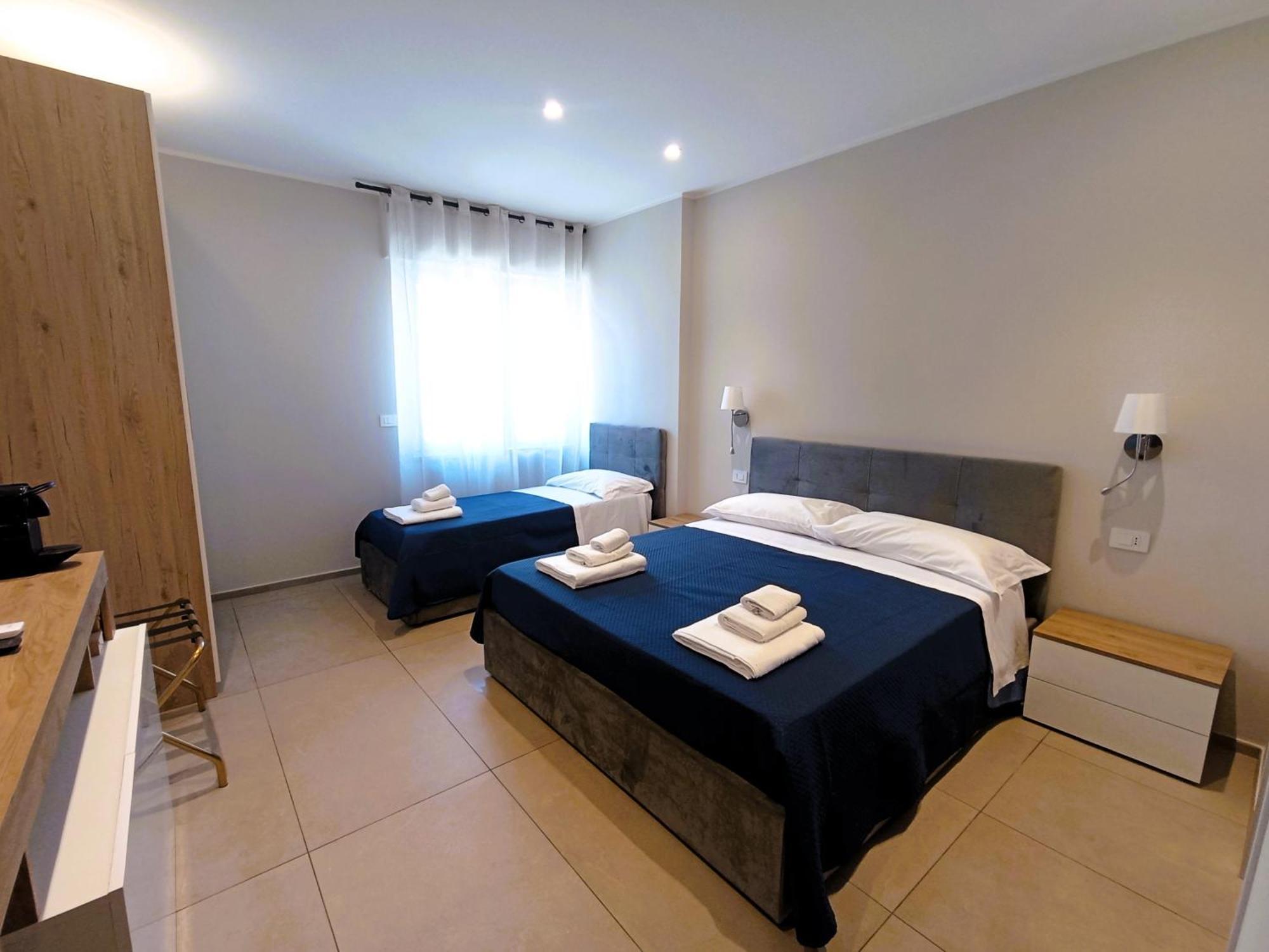 בארי Mile Rooms מראה חיצוני תמונה